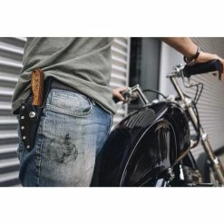 Whiteknuckler Brand Model 3 Lowbrow Customs Limited Edition Knife - With Free Slim Wallet & Key Hanger!! 23 Whiteknuckler Brand Model 3 Lowbrow Customs Limited Edition Knife - With Free Slim Wallet & Key Hanger!! -Motorcycle Accessories Shop 012812 Whiteknuckler Lowbrowcustoms Model3LowbrowCustomsLimitedEditionKnife 2