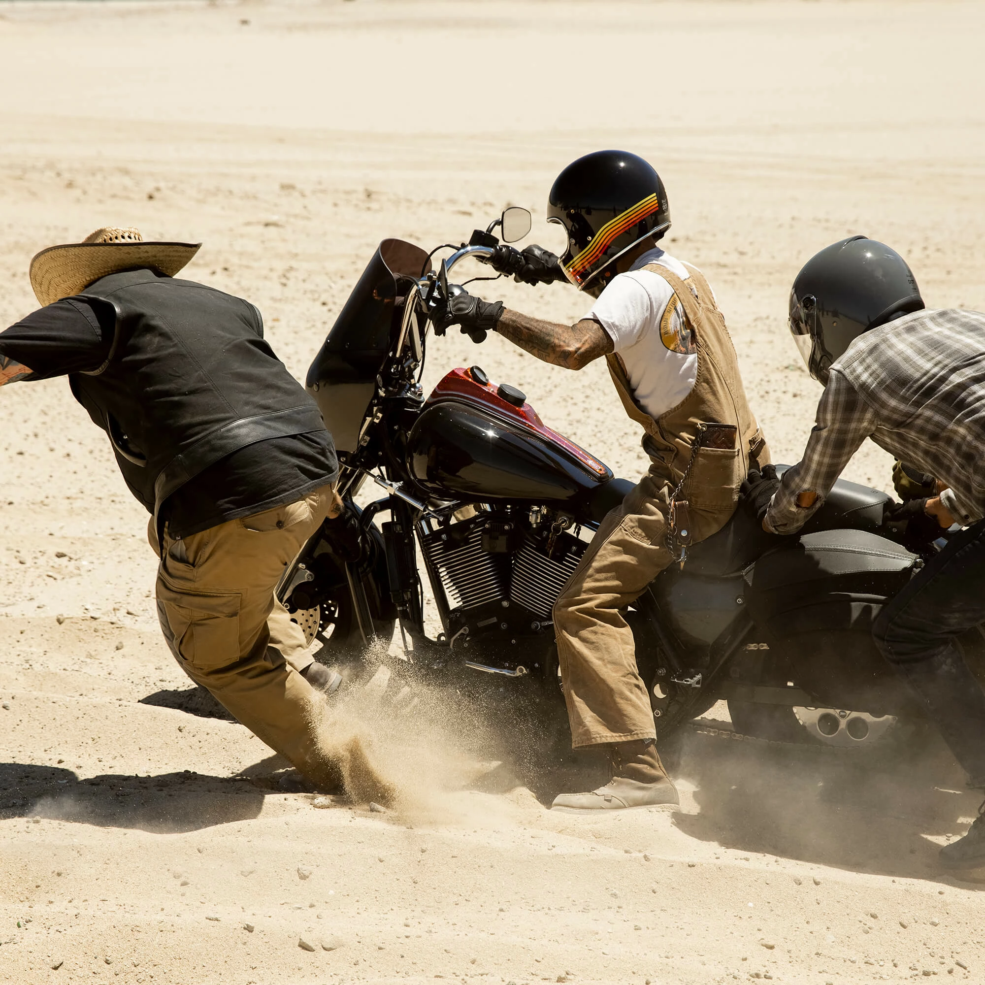 Biltwell Gringo DOT/ECE Approved Full Face Helmet - Gloss Black Spectrum 10 Biltwell Gringo DOT/ECE Approved Full Face Helmet - Gloss Black Spectrum - Image 10