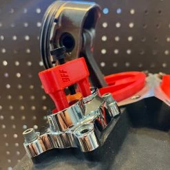 9 Finger Fabrication Adjustable Magnetic Lifter Holder - Harley-Davidson Evolution/Twin Cam/M8 -Motorcycle Accessories Shop lifterholdertc scaled